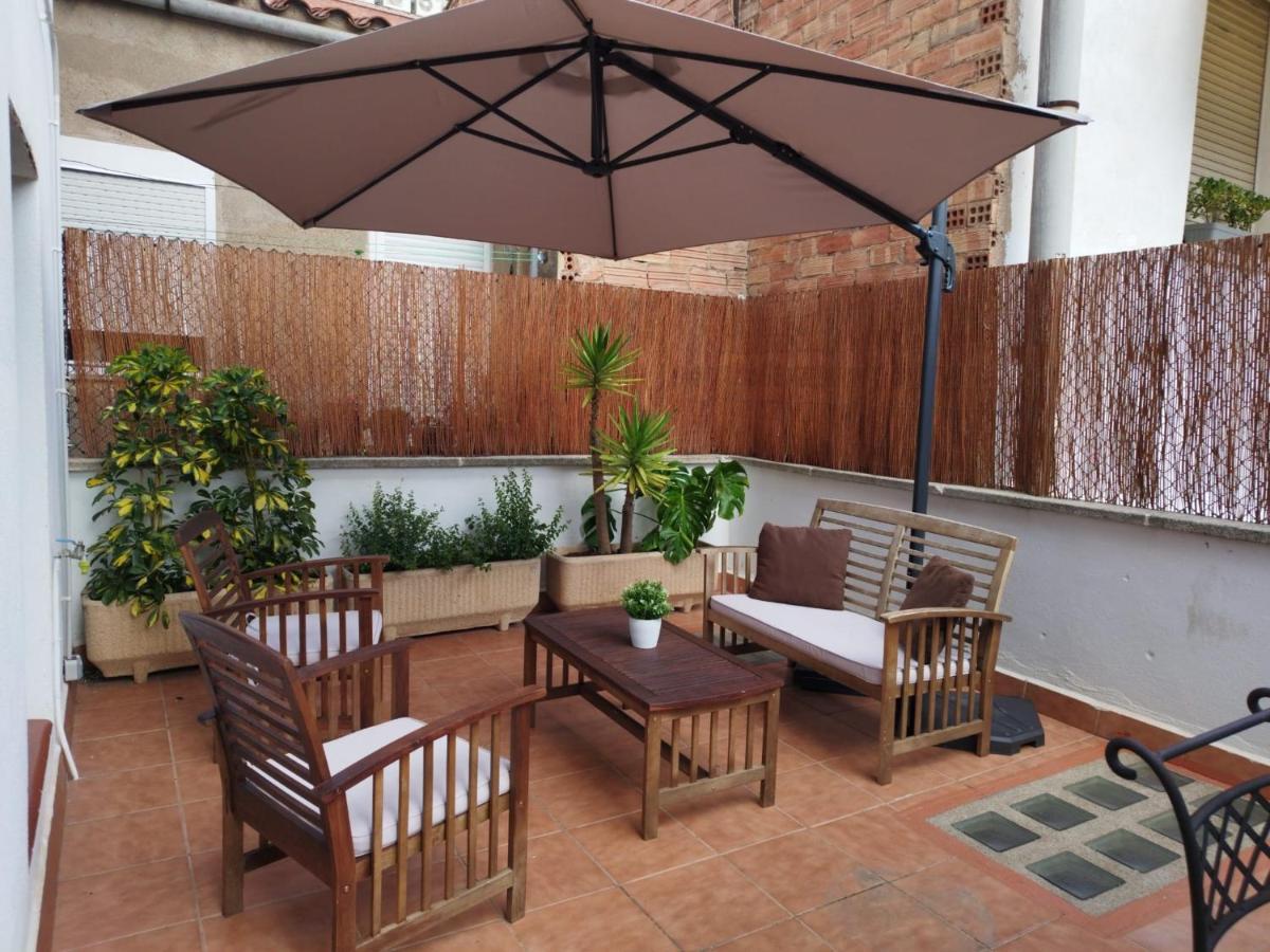 Apartaments Ixa Manresa Buitenkant foto
