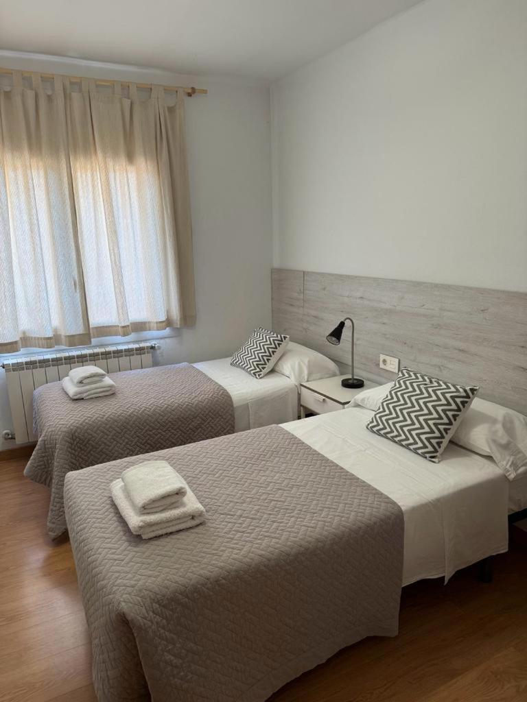 Apartaments Ixa Manresa Buitenkant foto