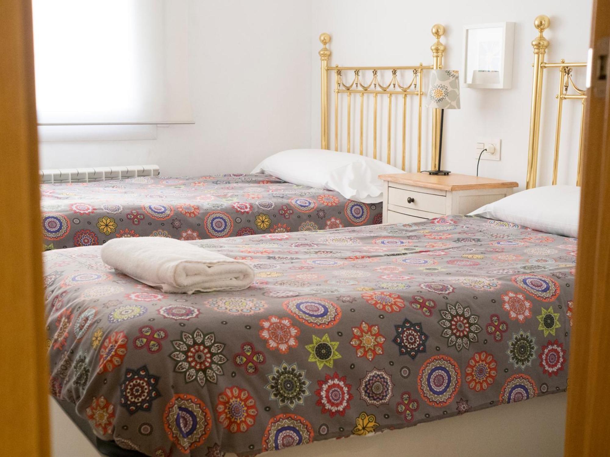 Apartaments Ixa Manresa Buitenkant foto
