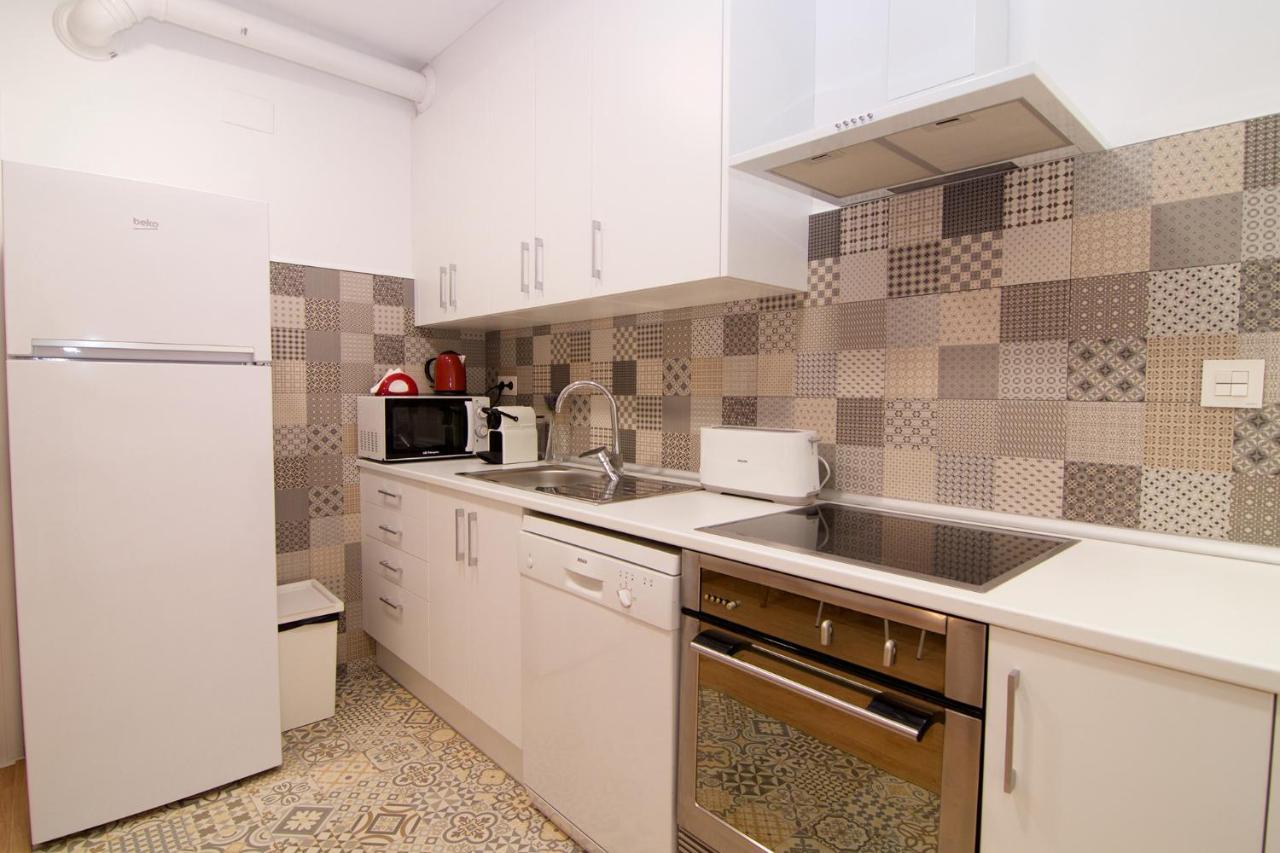 Apartaments Ixa Manresa Buitenkant foto