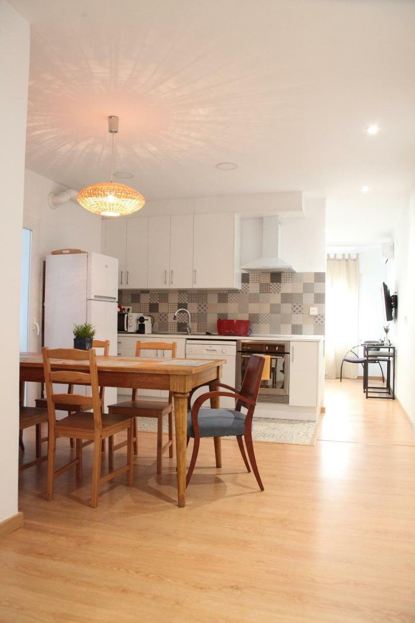Apartaments Ixa Manresa Buitenkant foto