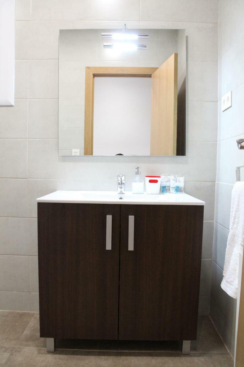 Apartaments Ixa Manresa Buitenkant foto